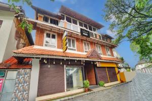 Collection O Calvathy Road Near Fort Kochi