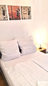 CityStay Karl-Marx-Str I Cozy Apartments with Terrace