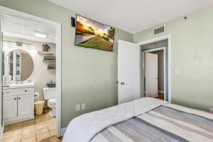 Ocean Sunrise Oceanfront 2 BR Near Boardwalk