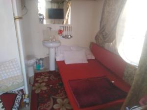 Cozy Studio with Pool & Beach Access