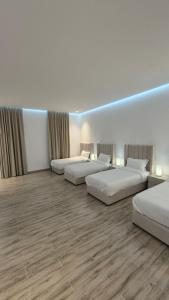 The Great Hatta Retreat 7 Premium Rooms & Spacious Grounds