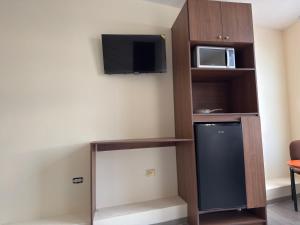 Moderna habitación baño privado TV pet friendly