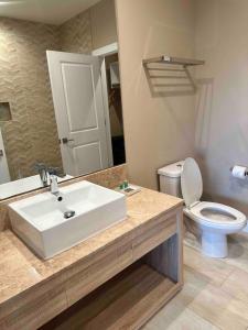 Magic Village Villa Luxury Hot Tub near Disney