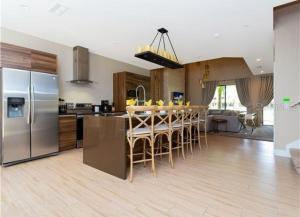 Magic Village Villa Luxury Hot Tub near Disney