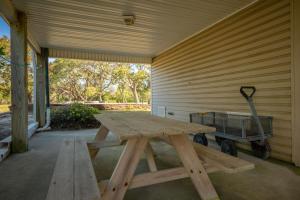 The Sand Ranch by Oak Island Accommodations