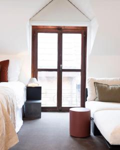 The Penthouse - Shifting Scenery