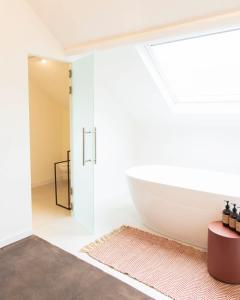 The Penthouse - Shifting Scenery