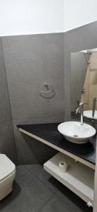 Villa 28 - serene 3 bhk villa near chottanikkara