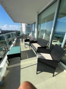 Apartment overlooking Mansa Beach