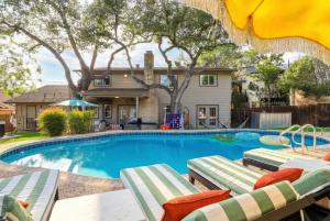 Elegant Escape - Sleeps 14 - Games Pool Fire Pit