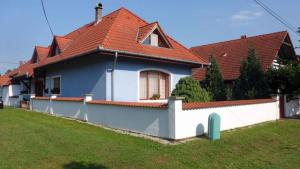 Kristóf apartmanházak