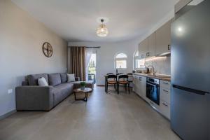 Helios Retreat Apartments 2