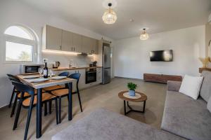 Helios Retreat Apartments 2