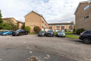 Windsor - Fabulous 1 Bed Ground Floor Apartment!