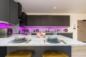 Sussex House 20 - Artistic Luxe 1 Bed Apartment