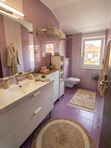 Family apartment Oros Medulin, with a pool, ggl