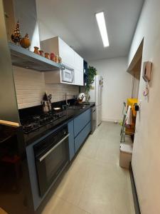 Leblon 2 bedrooms 3 blocks from the beach