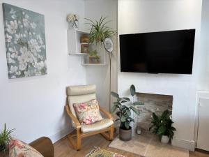 Perfect Booking 2 Bed Home in Didsbury Village