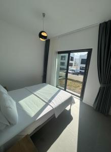 Mediterra Defne Bahçe Manzaralı Modern Daire