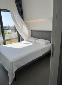 Mediterra Defne Bahçe Manzaralı Modern Daire