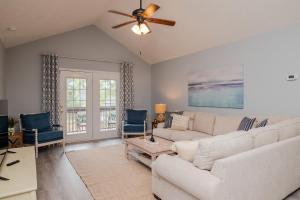 Hope Sand Dreams by Oak Island Accommodations