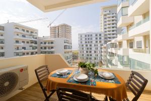 Heart of Zenata Sea View And Pool