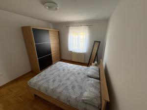 Modern apartment with private garden in Pula