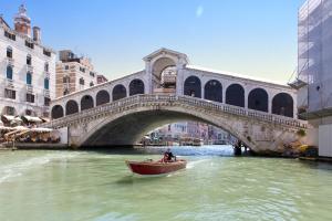 Venice Elegance Fenice Theatre e Private Terrace