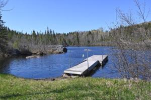 SPA private pond and beach volleyball