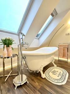 Royal Crown Residence Piekarska OLD TOWN TOP LOCATION, fast WIFI