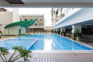 J&G Homestay near Cebu IT Park - Gym, Pool, Sauna
