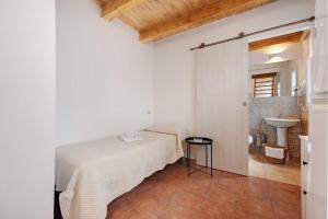 Madre Terra Airport Apartment & Rooms