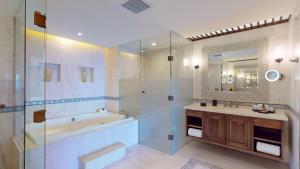Two Bedroom Penthouse - Grand Solmar Lands End