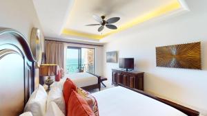 Two Bedroom Penthouse - Grand Solmar Lands End
