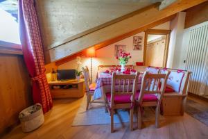 Chalet Adda - Appartamento mansarda con garage privato a 900m dal centro di Bormio