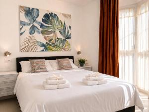 Free parking - 5 minutes from the sea - 2 minutes from the station