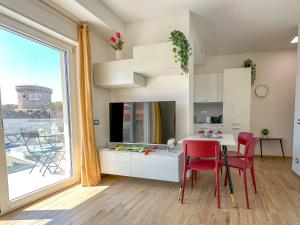Medieval Castle View, Private Terrace - near Metro, FCO & Rome