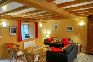 Gîte Du Châtelet, 10-12 Personnes