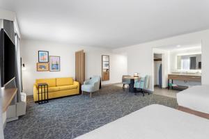 Hampton Inn & Suites Chicago Deer Park