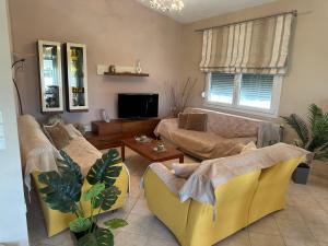 Eris House