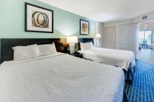 Oceanfront Honeymoon Suite with Pools and Views