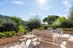 REF 2154 - Provencale Villa to rent Cannes