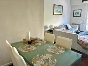 Comfortable and bright apartment near Cabildo with balcony