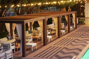 DoubleTree by Hilton Dallas Market Center