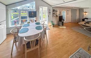 2 Bedroom Gorgeous Home In Hemmet