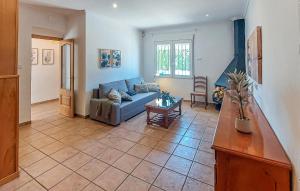 Lovely Home In Banyeres De Mariola