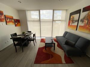 MOTTO 405B Pool, Gym | Comfortable - Modern