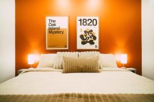 Cozy 19th Century 2BR w High Ceilings in Halifax