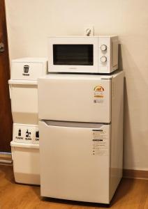 1-minute Airport Bus, Free Luggage Storage, 3 Rooms, 20 Minutes to Hongdae and Yeouido, Large Living Room, Gatherings, 12 People, Gocheok Dome