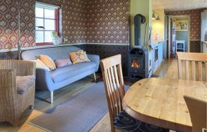 Awesome Home In Fårvang With Sauna